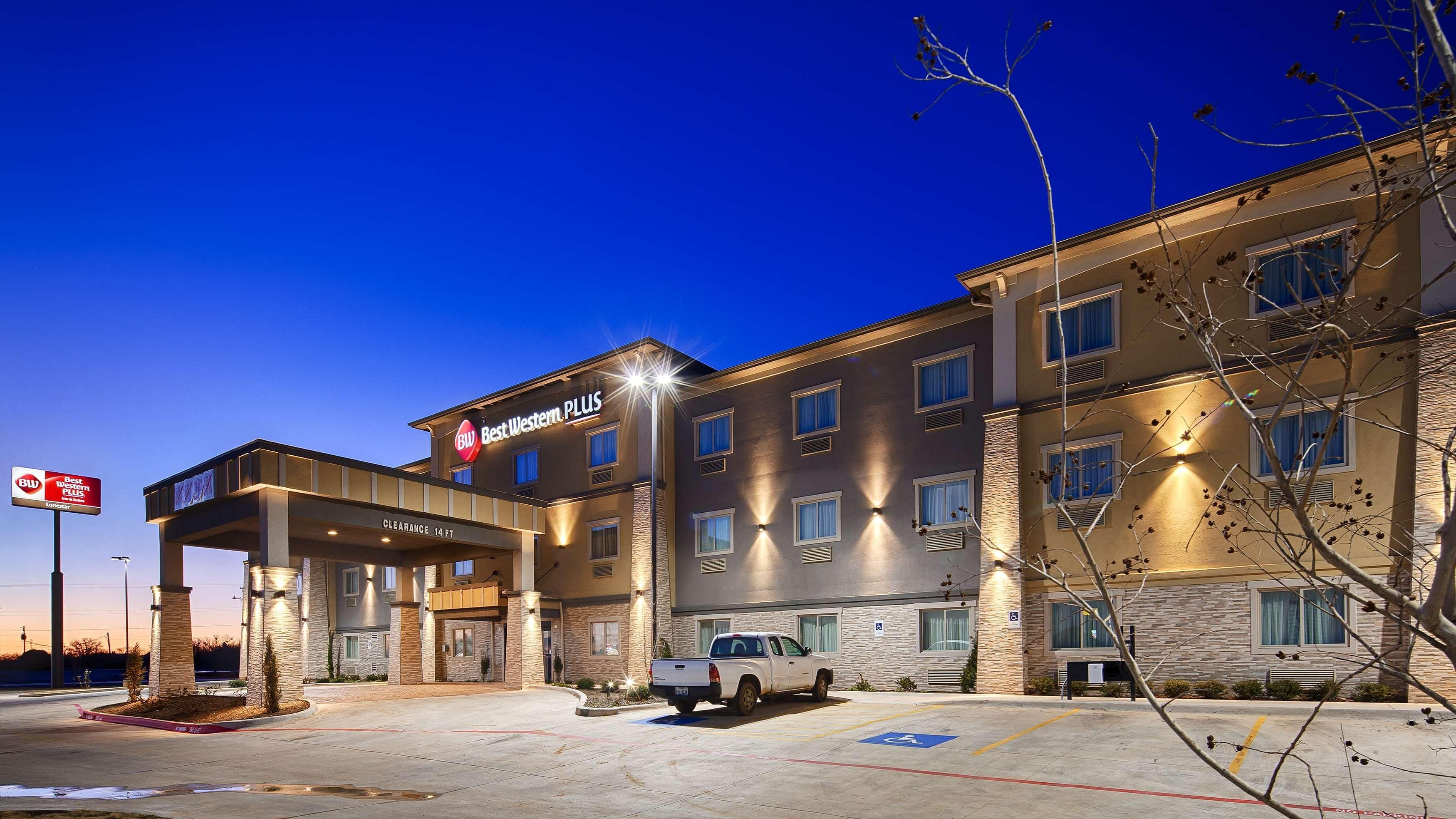 Best Western Los Alamitos Inn & Suites Exterior photo